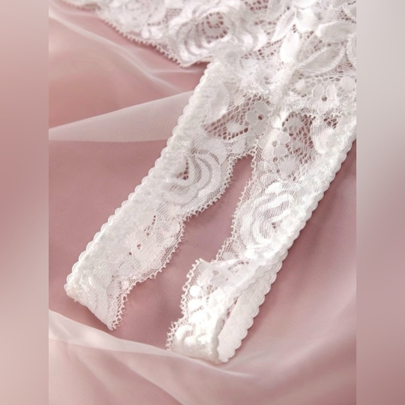 Open-style Lace Lingerie Set - Picture 5 of 7